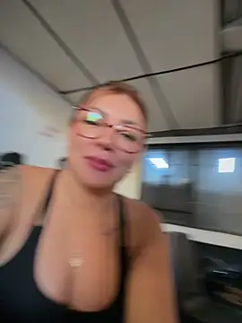 DIANITA 1988 online show from 05/27/26, 02:25