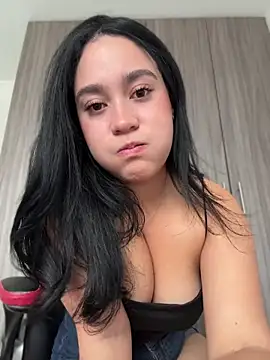 Nina lovi online show from 07/11/26, 10:44