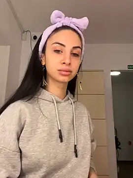 MeganHopeX online show from 12/24/24, 05:38