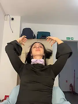 MeganHopeX online show from 02/04/25, 07:07