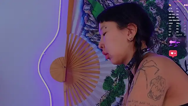 Snapshot of a11yson chatting on 01/04/25, 07:13 a11yson online show from 01/04/25, 07:13