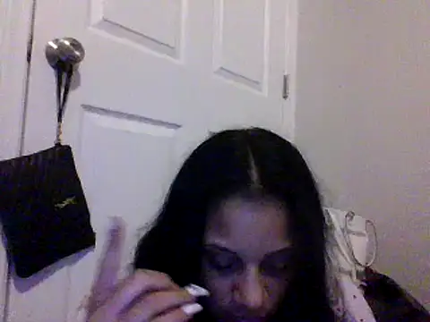 Snapshot of pinksugarxx chatting on 01/12/25, 03:28 pinksugarxx online show from 01/12/25, 03:28