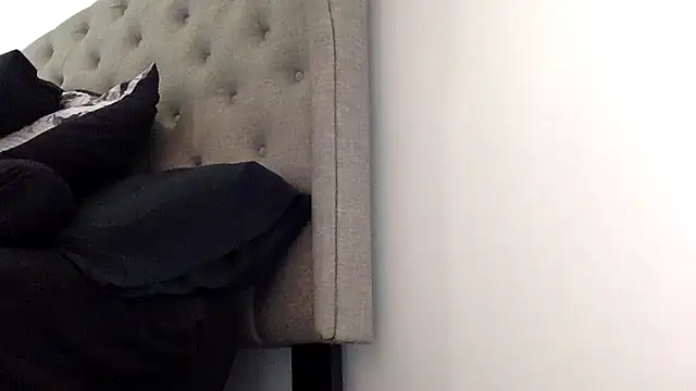 Snapshot of pinksugarxx chatting on 10/13/25, 05:46 pinksugarxx online show from 10/13/25, 05:46