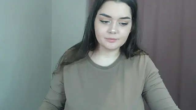 Snapshot of ohhhMie chatting on 12/10/24, 02:28 ohhhMie online show from 12/10/24, 02:28