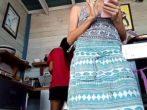 Snapshot of Luna-Natural chatting on 03/18/25, 03:53 Luna-Natural online show from 03/18/25, 03:53