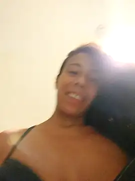 Snapshot of Luna-Natural chatting on 02/14/26, 03:25 Luna-Natural online show from 02/14/26, 03:25