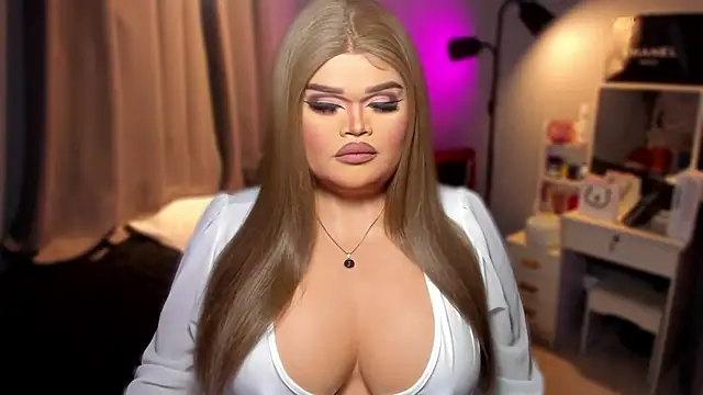 Snapshot of KarolinaThompson chatting on 12/20/24, 11:16 KarolinaThompson online show from 12/20/24, 11:16