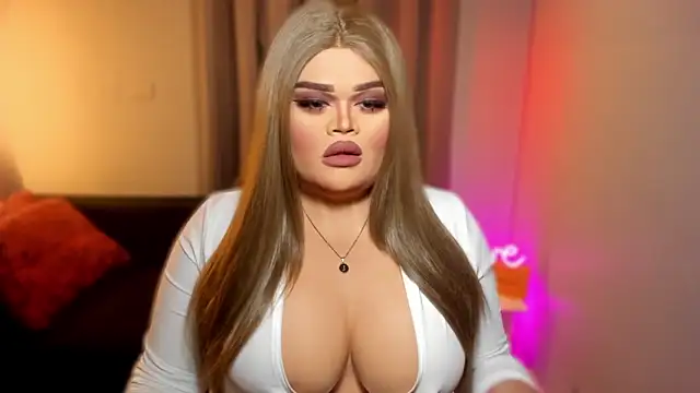 Snapshot of KarolinaThompson chatting on 02/20/25, 07:23 KarolinaThompson online show from 02/20/25, 07:23