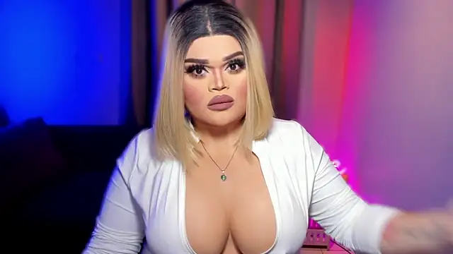 Snapshot of KarolinaThompson chatting on 02/21/25, 08:07 KarolinaThompson online show from 02/21/25, 08:07