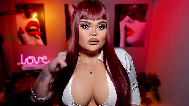 Snapshot of KarolinaThompson chatting on 09/21/25, 09:11 KarolinaThompson online show from 09/21/25, 09:11