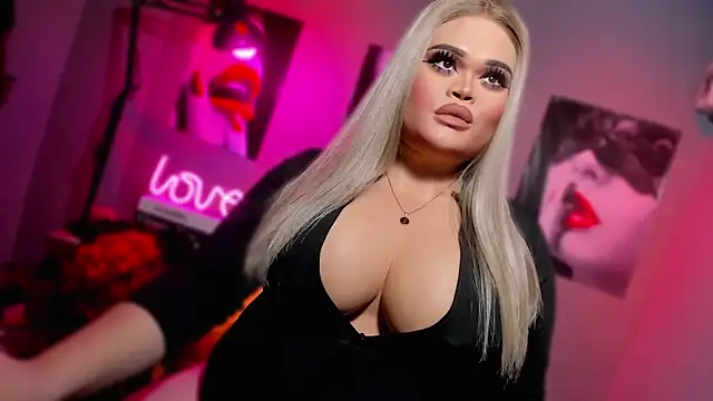 Snapshot of KarolinaThompson chatting on 10/11/25, 08:40 KarolinaThompson online show from 10/11/25, 08:40