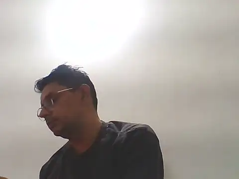 Snapshot of Kumarjay330 chatting on 12/22/25, 02:03 Kumarjay330 online show from 12/22/25, 02:03