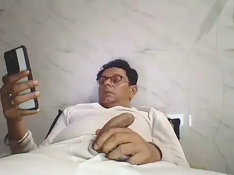 Snapshot of Kumarjay330 chatting on 02/28/26, 05:14 Kumarjay330 online show from 02/28/26, 05:14