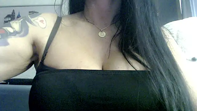 Snapshot of stormylana chatting on 10/16/25, 05:30 stormylana online show from 10/16/25, 05:30