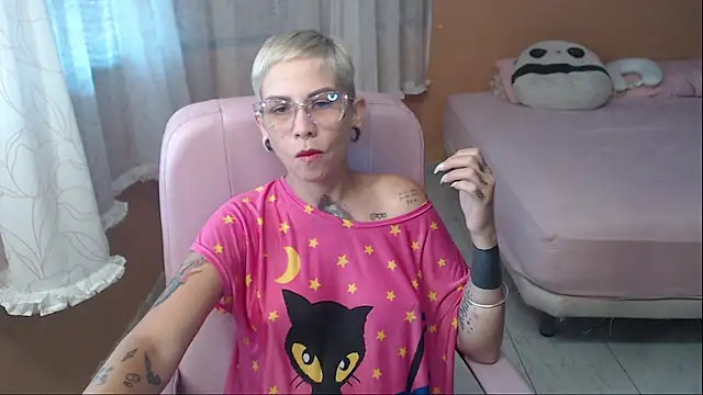 moon cat85 online show from 05/27/26, 01:30