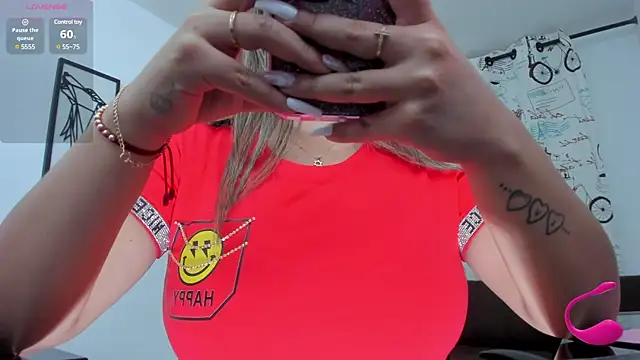 sweetfabianaxl online show from 03/22/25, 07:42