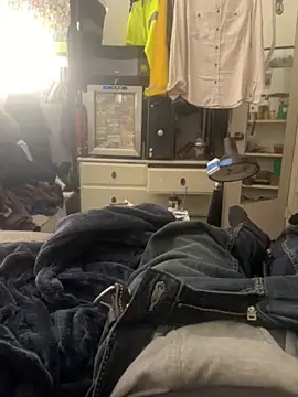 Snapshot of Trainee2Bpeed chatting on 09/18/25, 08:38 Trainee2Bpeed online show from 09/18/25, 08:38