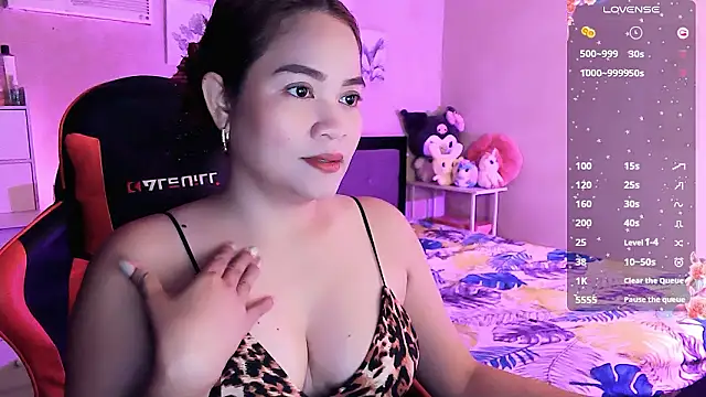 yenyen  online show from 03/17/26, 01:32