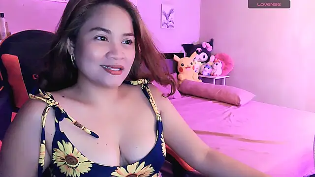 yenyen  online show from 04/26/26, 01:42