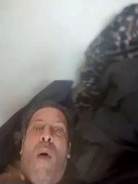 Snapshot of trucker1979 chatting on 10/28/25, 03:58 trucker1979 online show from 10/28/25, 03:58