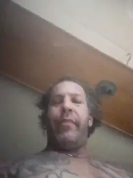 Snapshot of trucker1979 chatting on 12/03/25, 04:38 trucker1979 online show from 12/03/25, 04:38