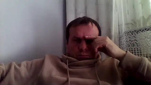 grzes19763 online show from 05/13/26, 08:34