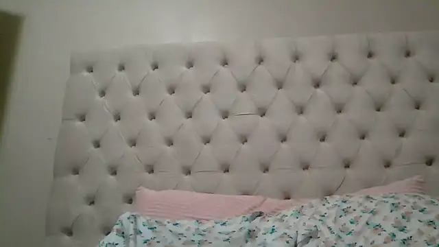 beautylovess online show from 02/18/26, 01:01