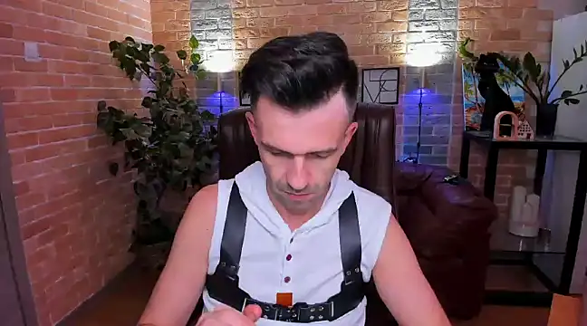 SteveTiger online show from 03/14/25, 03:58