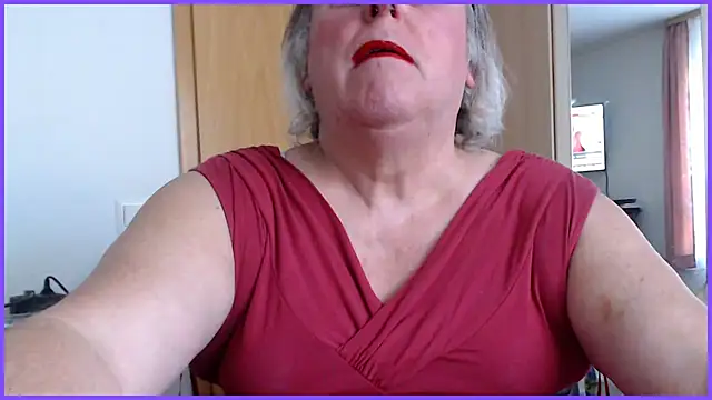 Snapshot of Sissygera chatting on 03/01/25, 03:49 Sissygera online show from 03/01/25, 03:49