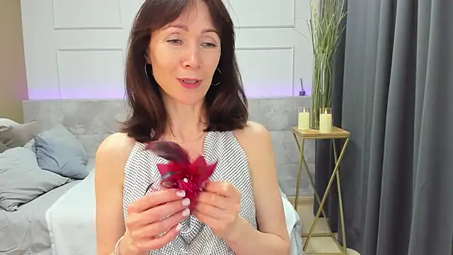 Maria Gold online show from 12/26/24, 04:47