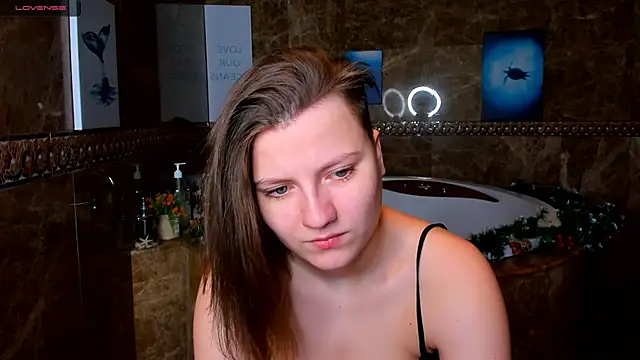 MelindaTin online show from 12/30/24, 01:26