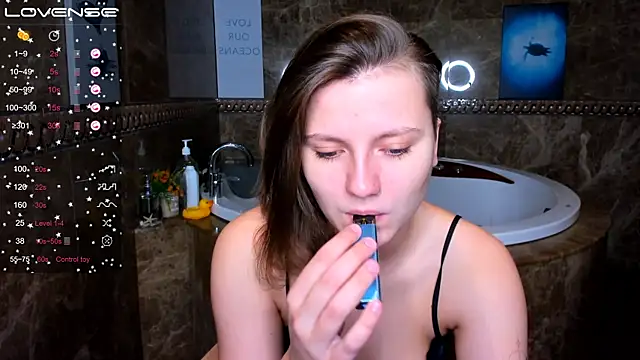 MelindaTin online show from 03/13/25, 01:54