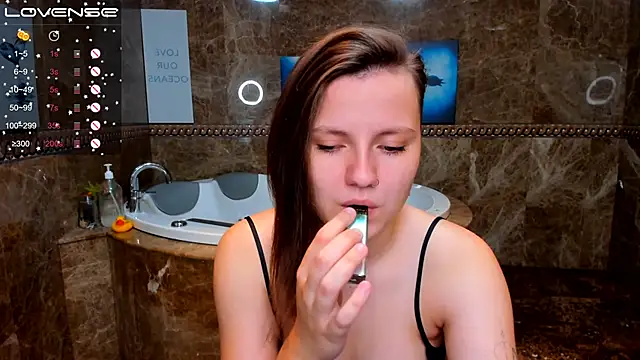 MelindaTin online show from 09/14/25, 01:16