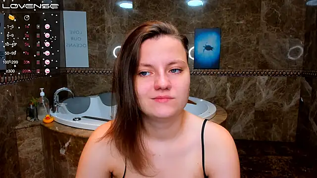 MelindaTin online show from 09/28/25, 01:11