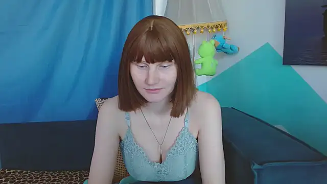 cornflower mm online show from 10/17/25, 01:42