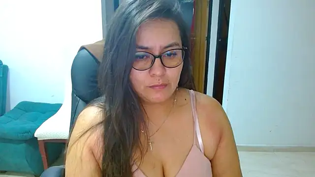 Ixchel Anaid online show from 05/24/26, 12:37