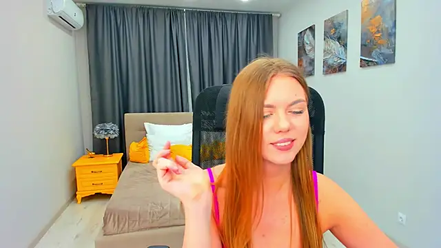 Strawberrye online show from 03/03/25, 06:44