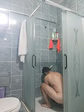 by green 54 online show from 10/28/25, 08:18