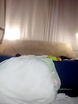 estrella tasty online show from 03/09/25, 02:07