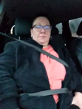 Snapshot of Miss_Phat_Booty chatting on 11/30/25, 09:30 Miss Phat Booty online show from 11/30/25, 09:30