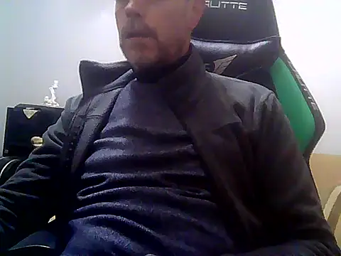 boran34 online show from 12/22/25, 03:53