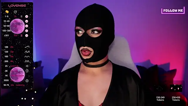 Bigfemblue online show from 12/31/24, 03:23