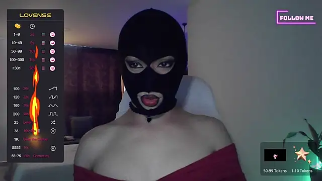 Bigfemblue online show from 11/18/25, 06:56