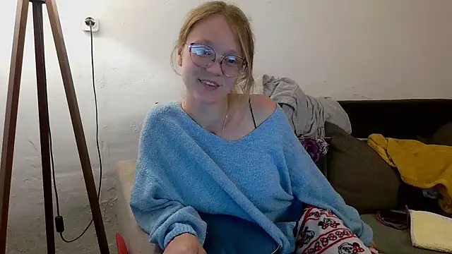 little-leni online show from 05/29/26, 08:40