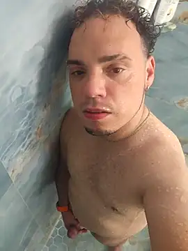 latinoflpr online show from 09/19/25, 12:56