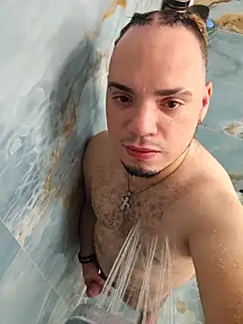 latinoflpr online show from 10/22/25, 12:22