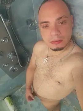 latinoflpr online show from 12/04/25, 11:46