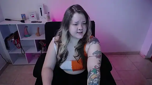 Snapshot of Bdsm_and_fries chatting on 01/09/25, 09:05 Bdsm and fries online show from 01/09/25, 09:05