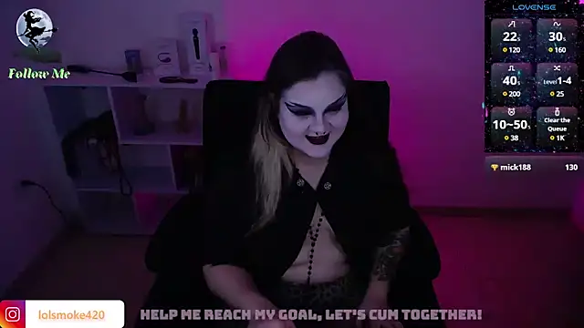 Snapshot of Bdsm_and_fries chatting on 01/10/25, 09:55 Bdsm and fries online show from 01/10/25, 09:55