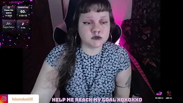 Snapshot of Bdsm_and_fries chatting on 10/11/25, 09:46 Bdsm and fries online show from 10/11/25, 09:46